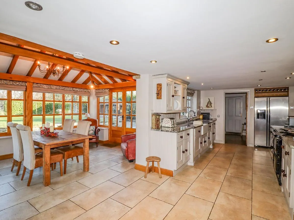 Garden Cottage 동커스터